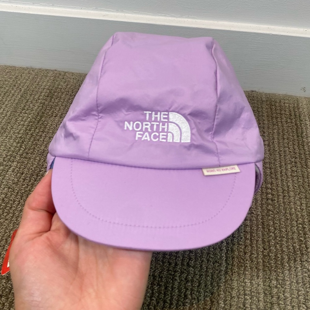 NEW North Face Infant Flapjack Hat Size XXS (0-6 months)